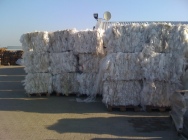 Odpady folii LDPE i LLDPE (stretch) bezbarwne czyste belowane 98/2