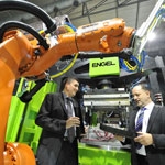 ENGEL lightweight technology cell goes operational at TU Chemnitz