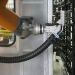 CO2 snow jet system cleans high-gloss plastic parts at VW