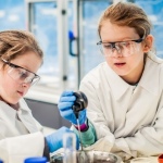 Piąte urodziny laboratorium chemicznego w Centrum Nauki Kopernik