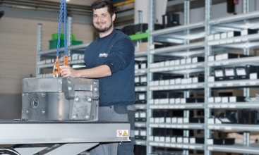 EREMA extends production capacities and optimises fabrication