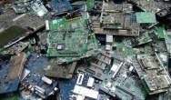 Ekstrakcja czystych metali z odpadów elektronicznych