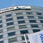 KE zgadza się na sprzedaż części Akzo Nobel