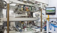 Vakuumkaschieren intelligent automatisieren