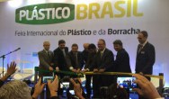 Wittmann Battenfeld mit MacroPower 650 auf der Plástico Brasil 2019