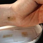 Wireless monitoring of organ functions with electronic plastic plaster