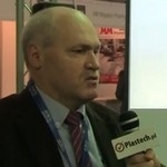 Video: technologia Flex Molding - system wtrysku żywicy pod folie