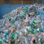Tak działa instalacja do recyklingu butelek PET