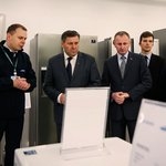 Piechociński z wizytą w fabryce AGD