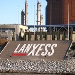 Lanxess poprawia wyniki i przyspiesza restrukturyzację